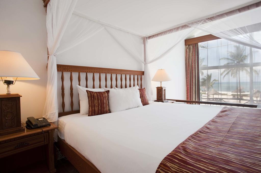 Kunduchi Beach Hotel & Resort Дар-эс-Саламе Экстерьер фото