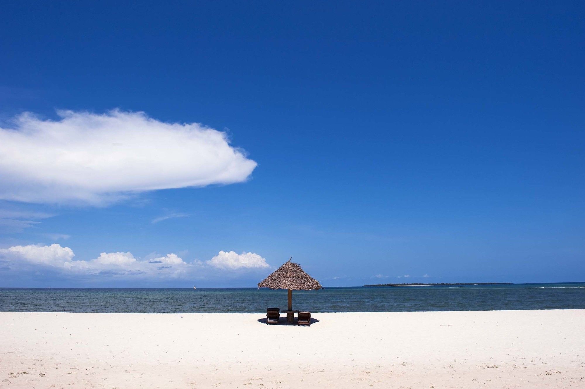Kunduchi Beach Hotel & Resort Дар-эс-Саламе Экстерьер фото